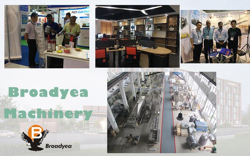 With our noodle production line line client in India exhibition